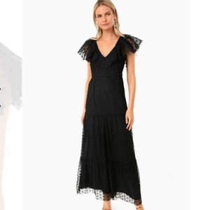 Black Onyx Tulle Giselle Gown
TUCKERNUCK